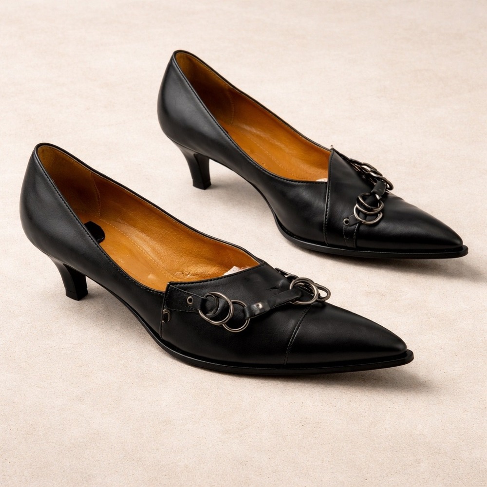 Vtg 90s DOLCE LOLITA Italy Black Leather Pointed Kitten Heels‎ Gunmetal Ring 7.5